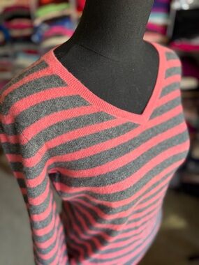 Striped Cashmere V-Neck Women’s Sweater in Gray and Coral